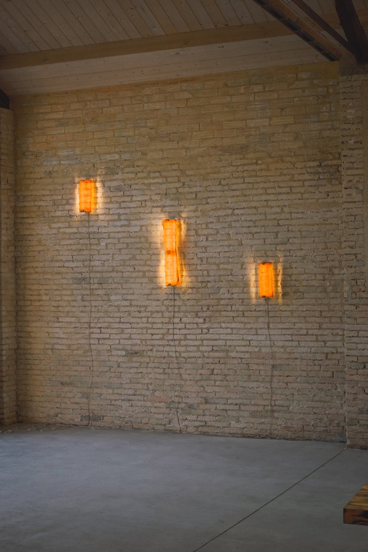 Polen Wall Light